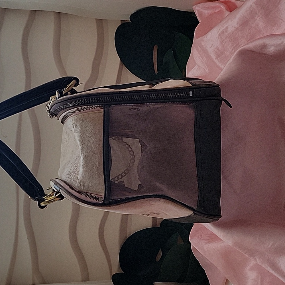 ✨️PET CARRIER✨️JUICY COUTURE,A PURSE Too✨️BEAUTIFUL✨️ - Picture 6 of 8